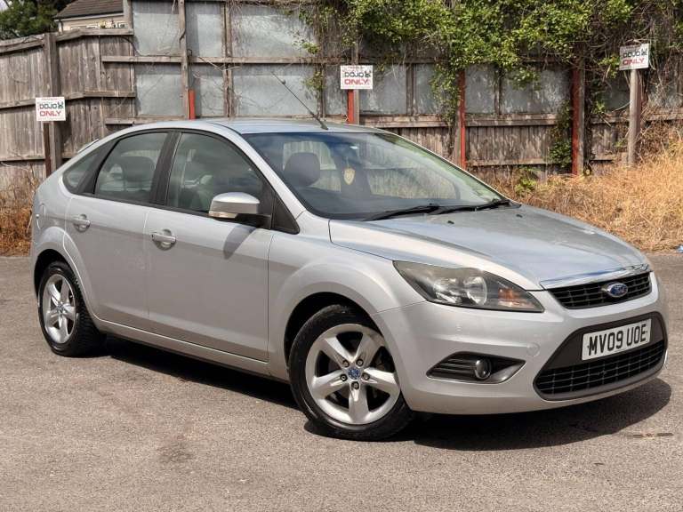 Ford Focus 1.6 Zetec S 5dr Petrol Manual
