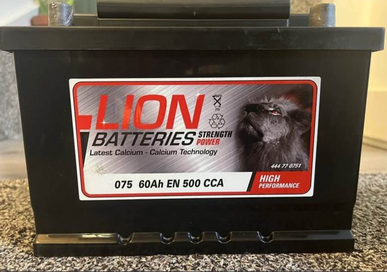 Fully charged 60 amp lion car batterys