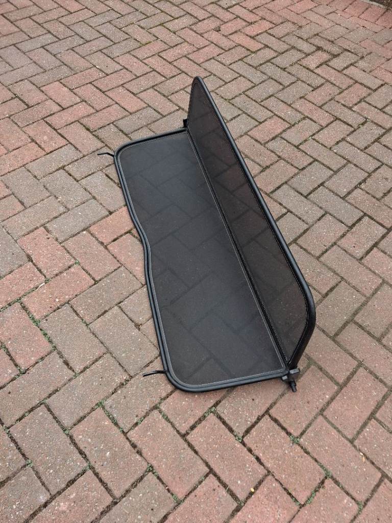 Renault Megane Windbreak