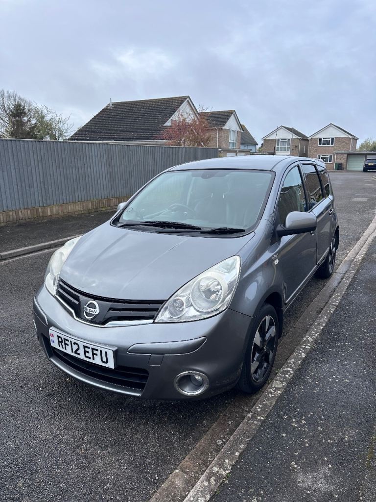 Nissan Note 1.4 (2012) – 69,600 miles 
