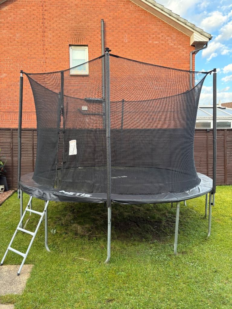 12 feet trampoline with enclosure & ladder