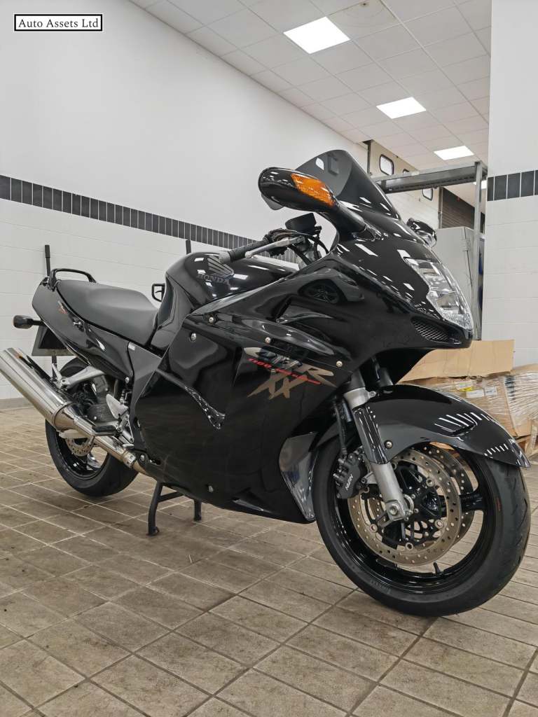 1998 Honda CBR1100XX Super Blackbird 1100 Sports Tourer Petrol Manual (166 ps) Sports Tourer Petr...