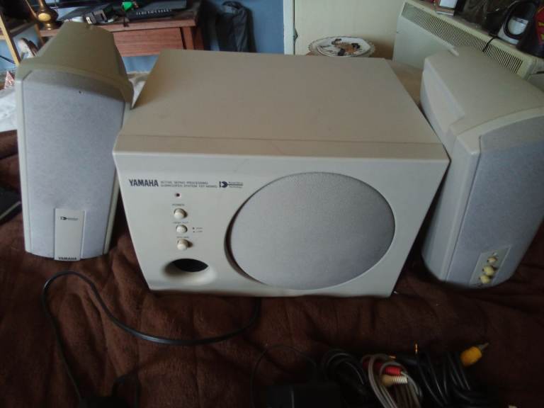 Yamaha yst-msw10 sub woofer system