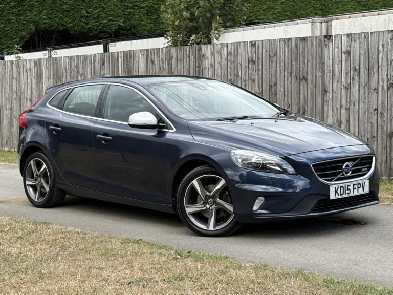 VOLVO V40 1.6 R-Design Lux D2 (115hp) 2015
