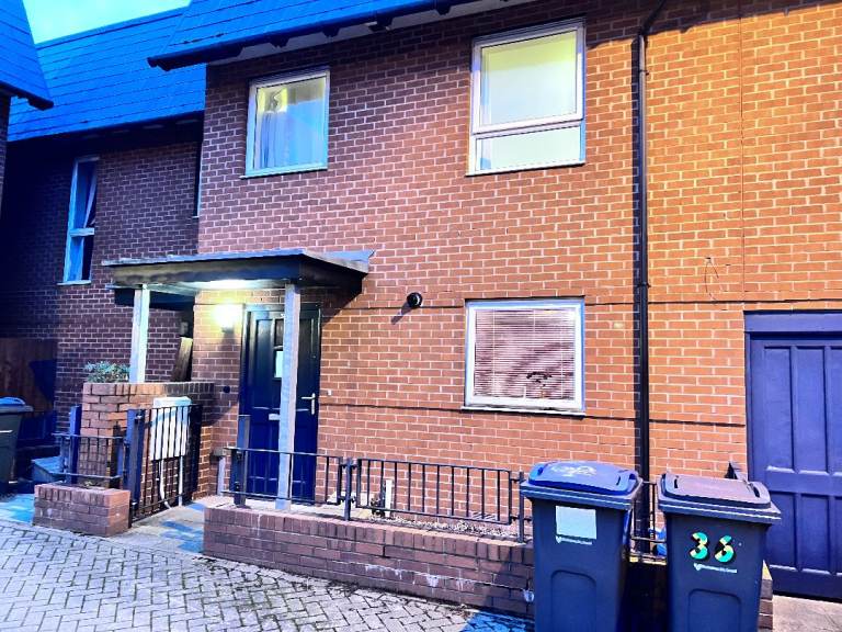 Two Double Bedrooms and Two Bathroom House for Rent