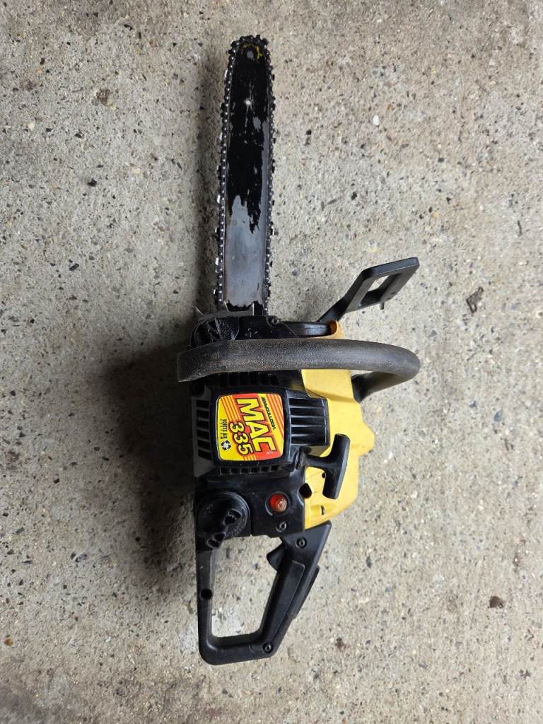 McCulloch Mac 335 chainsaw