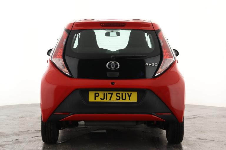 2017 Toyota AYGO 1.0 VVT-i X-Play 5dr x-shift HATCHBACK PETROL Automatic
