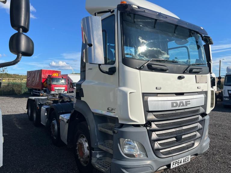 DAF CF 85.440 8x4 HOOK LOADER PALFINGER EQUIPMENT 