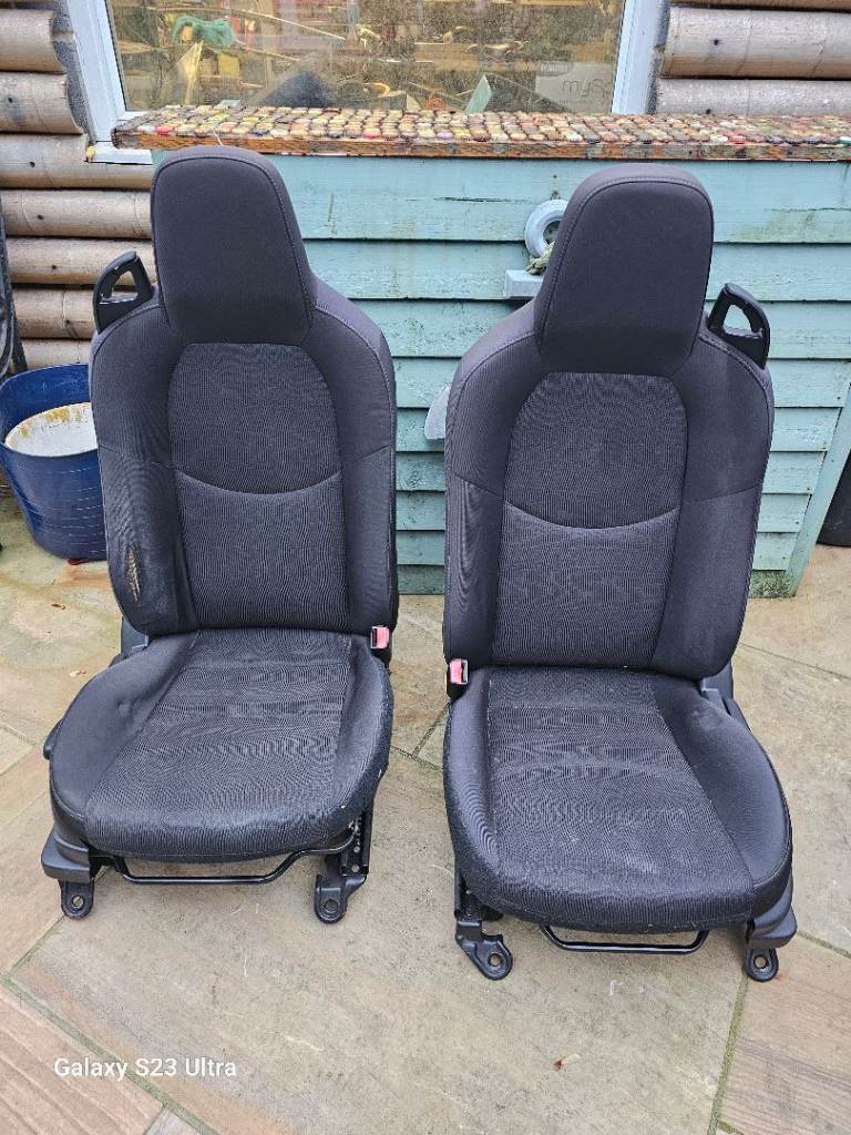 MX-5 car seats