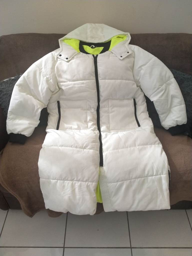 Lady's white coat 