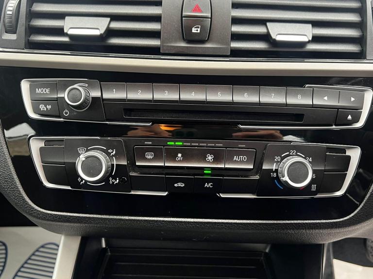 2018 BMW 1 Series 116d SE Business 5dr [Nav/Servotronic] HATCHBACK DIESEL Manual