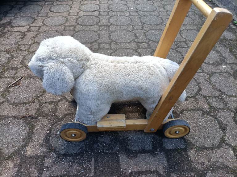 FREE Stuffed Labrador teddy toy on wheels - Mulholland and Baillie 