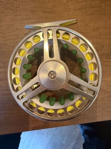 Daiwa Lochmor SLA 7/8 Fly Reel – Like New – With RIO Floating Fly