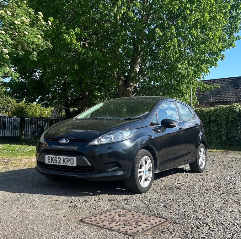 Ford, FIESTA, Hatchback, 2012, Manual, 1242 (cc), 5 doors