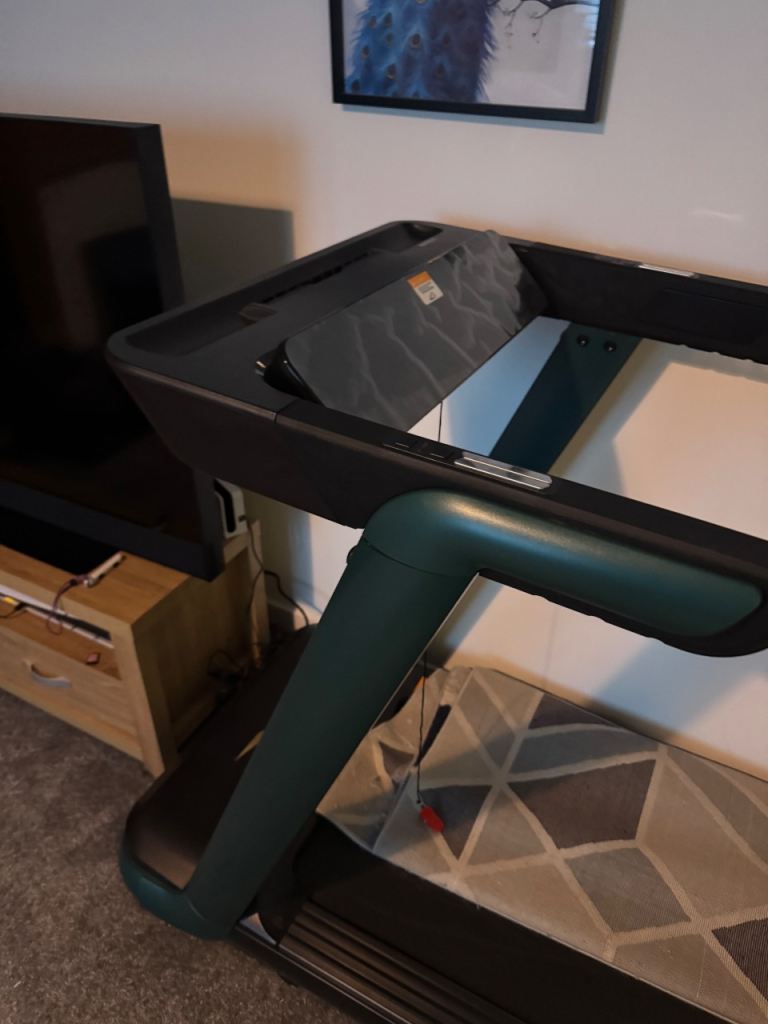Reebok Treadmill – Good Condition, Barely Used