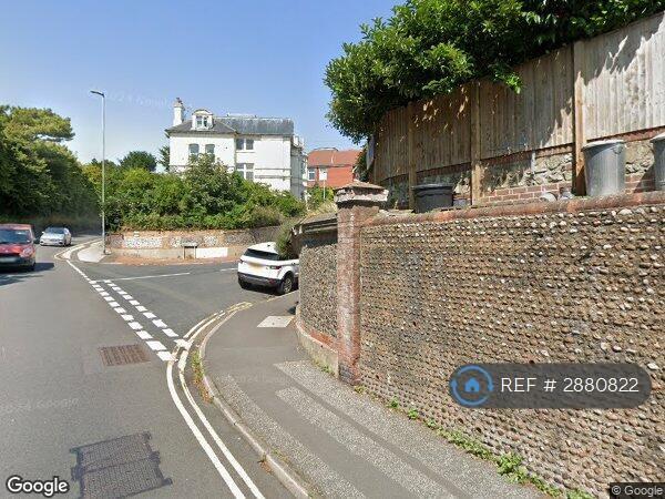 3 bedroom flat in Hurst Road, Eastbourne Bn21 2Pj, BN21 (3 bed) (#2880822)