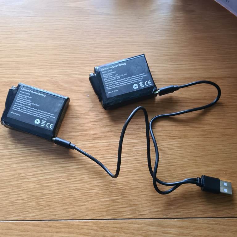 Rechargeable batteries motorcycle gloves