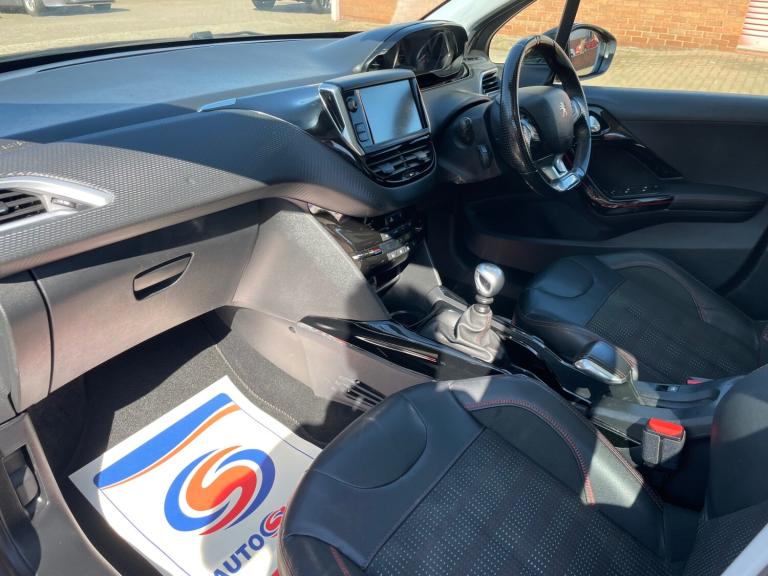 2016 Peugeot 2008 1.6 BlueHDi 120 GT Line 5dr HATCHBACK Diesel Manual