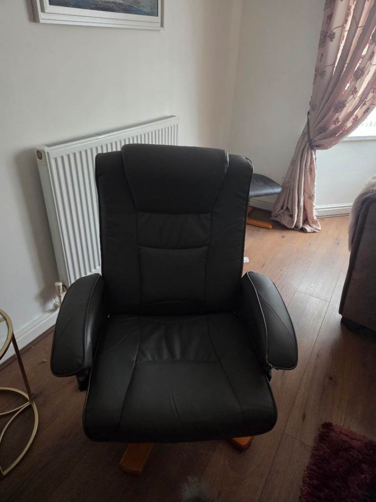 Recliner chair and stool