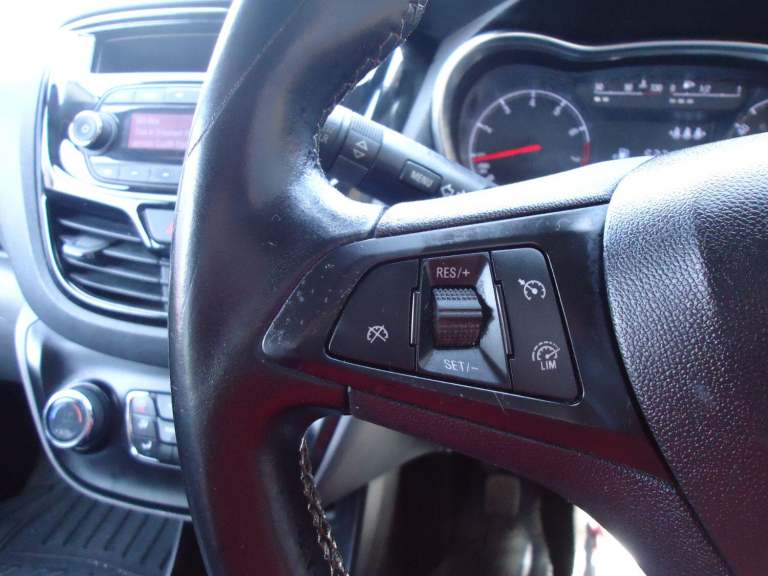 VAUXHALL VIVA 1.0 i SL Red Manual Petrol 2016