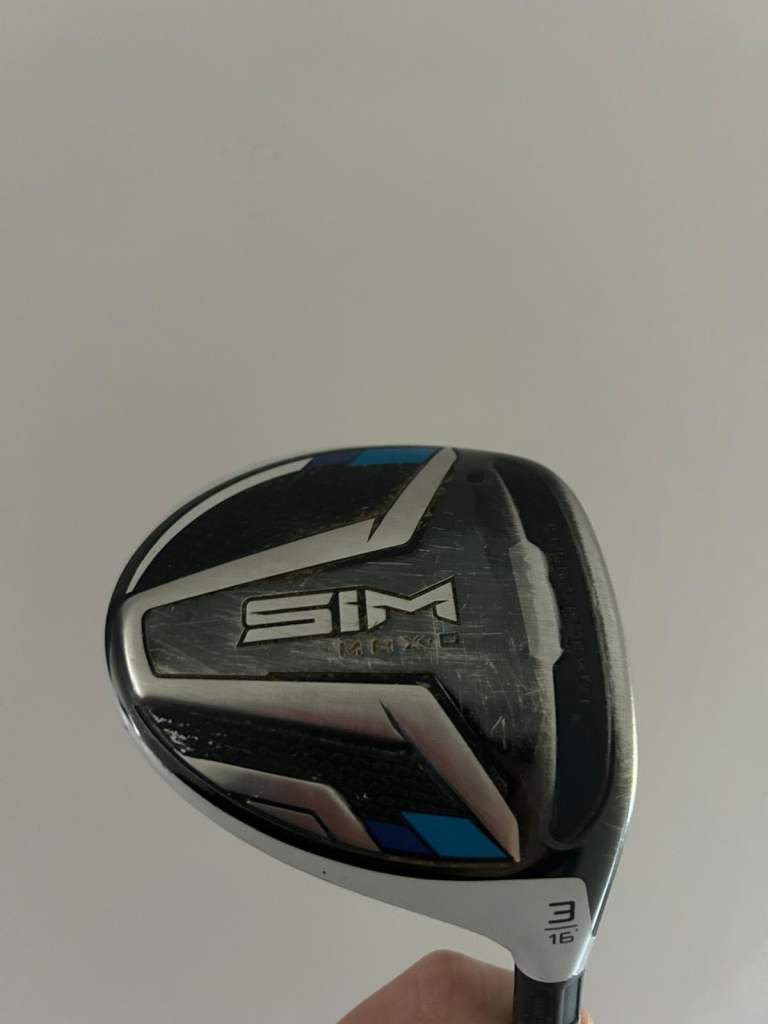 Taylormade Sim MaxD 3 wood reg flex