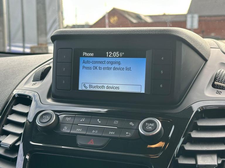 2020 Ford Transit Connect 1.5 200 EcoBlue Limited L1 Euro 6 (s/s) 5dr PANEL VAN Diesel Manual