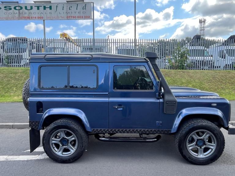 LAND ROVER DEFENDER SWB 90 COUNTY SIDE WINDOW BENCH SEAT @ £17950+ vat