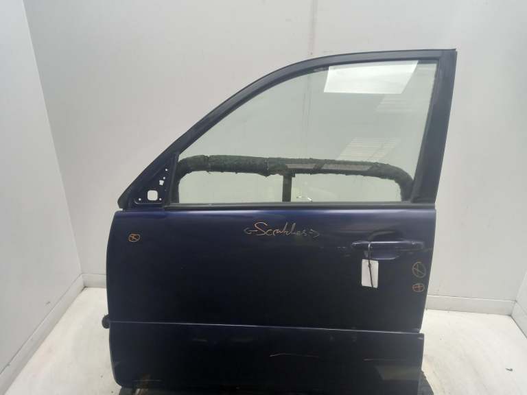 Toyota Land Cruiser Left Front Door N/S 2003-2009 8s6 Unknown Unknown