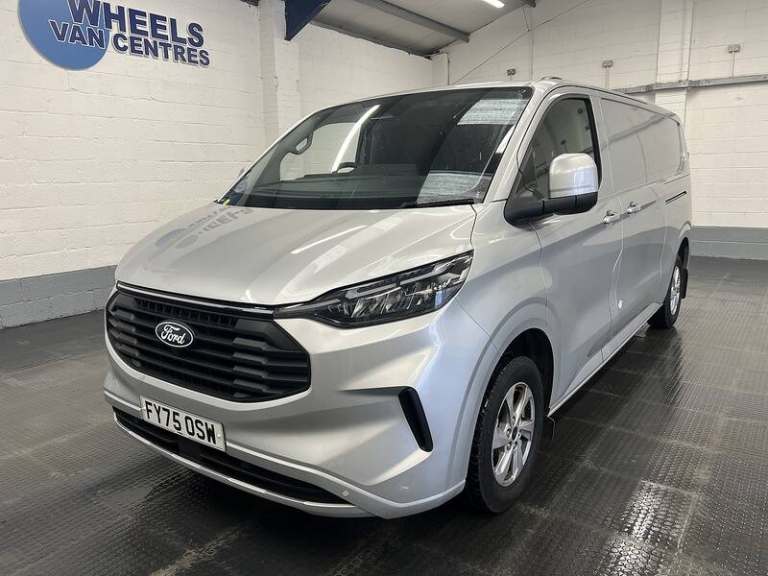 Ford Transit Custom 2.0 280 EcoBlue Limited Panel Van 5dr Diesel Manual L2 H1 Euro 6 (s/s) (136 P...