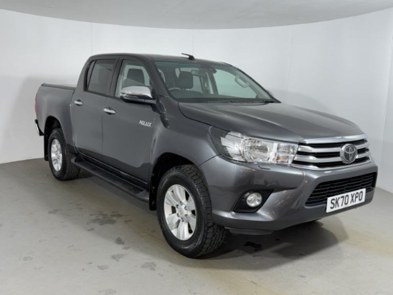 TOYOTA COMMERCIAL HILUX Icon D/Cab Pick Up 2.4 D-4D
