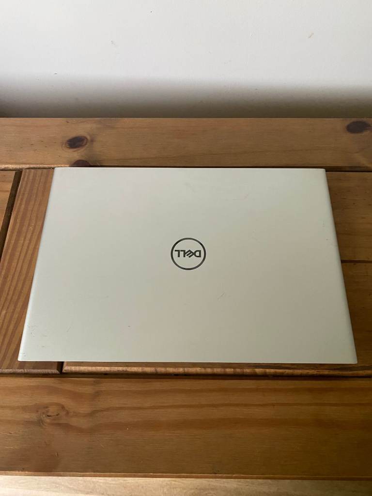 Cheap Laptop Dell Vostro 5471 – i5 / 256GB SSD / 8GB RAM – Genuine Dell Charger