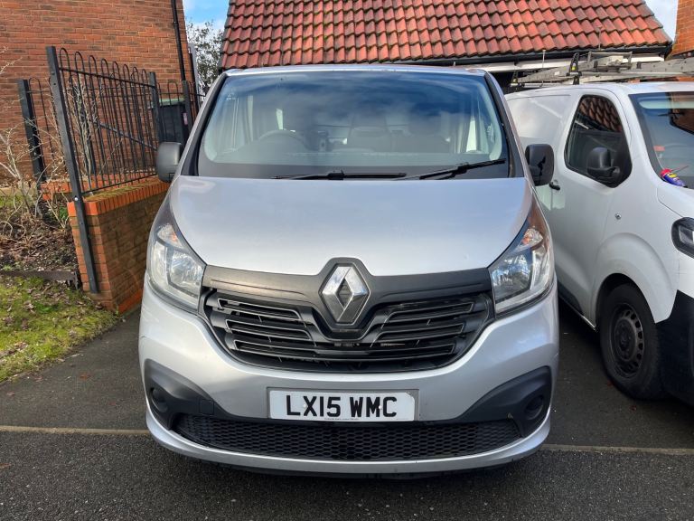 Renault, TRAFIC, LL29 120 energy, Business + LWB Panel Van, 2015, Manual, 1598 (cc)