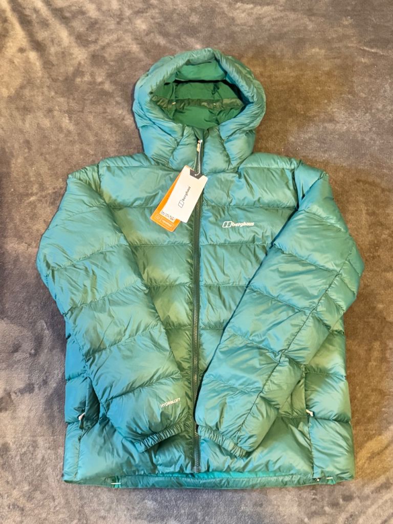 Brand New Berghaus Hydroloft Hooded Puffer Jacket in Sage Green