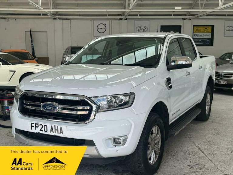 Ford Ranger LIMITED ECOBLUE 2.0 Diesel service history come with a new service