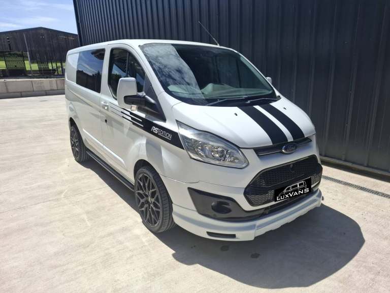 FORD TRANSIT CUSTOM CREW VAN 7 SEATS, 20'S, RS STYLING