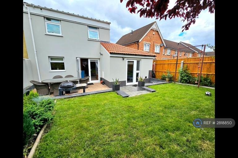 3 bedroom house in Two Acres Road, Bristol, BS14 (3 bed) (#2818850)