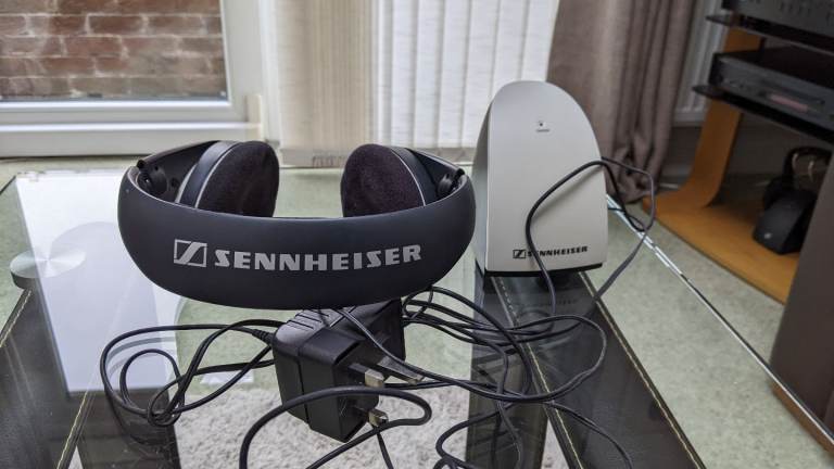 Sennheiser Wireless Headphones RS120 II with Charging Dock