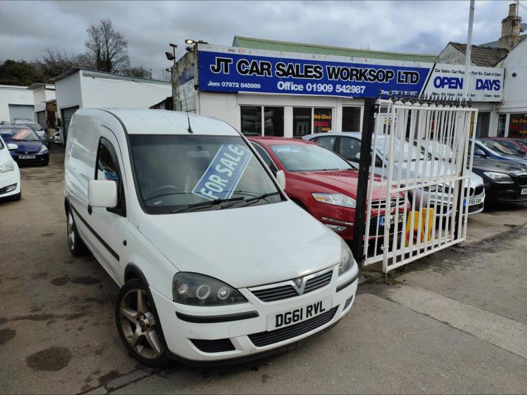 2011 Vauxhall Combo 1700 1.3CDTi 16V SE Van [75PS] CAR DERIVED VAN DIESEL Manual