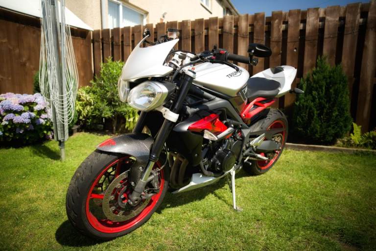 Triumph Street Triple 675 RX 2015 - High Spec - Full 12 Month MOT