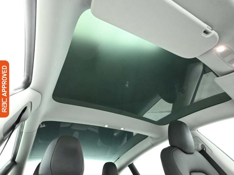 2021 Tesla Model 3 Standard Range Plus Saloon 4dr Electric Auto RWD (241 bhp) Saloon ELECTRIC Aut...