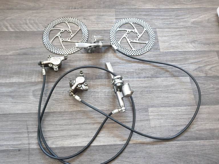Retro Giant MPH hydraulic disc brakes , like Hope / Shimano 