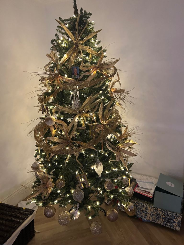 7 foot Christmas tree 