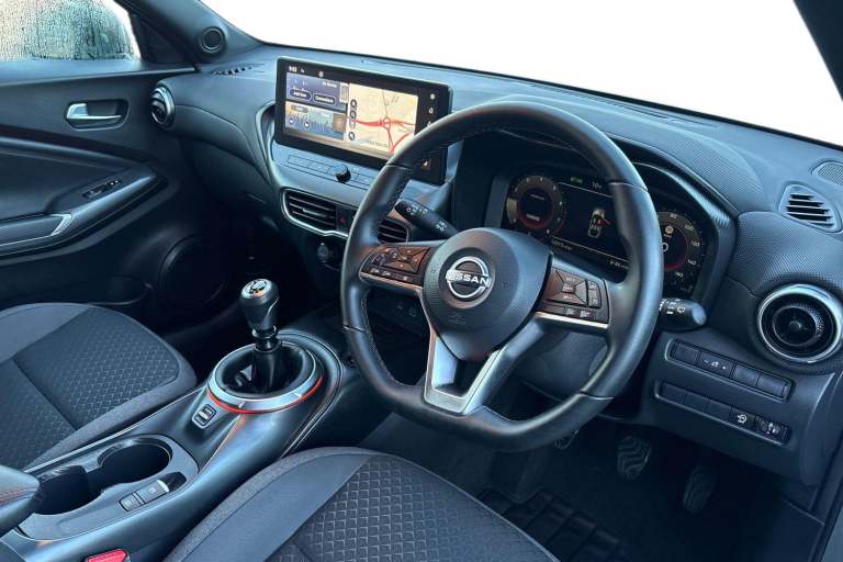 2024 Nissan Juke 1.0 DiG-T N-Connecta 5dr Hatchback Petrol Manual