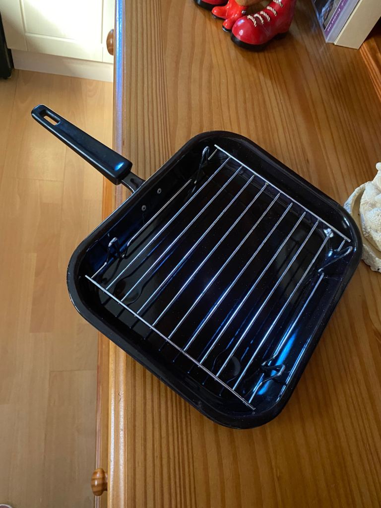 Grill pan for caravan or motorhome vgc