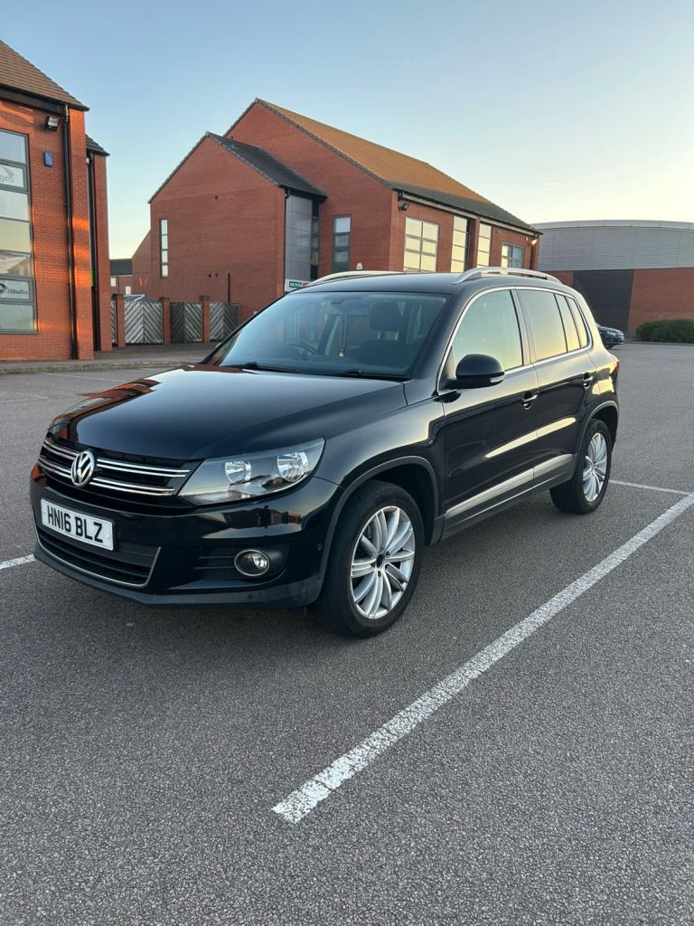 Volkswagen, TIGUAN, Estate, 2016, Manual, 1968 (cc), 5 doors