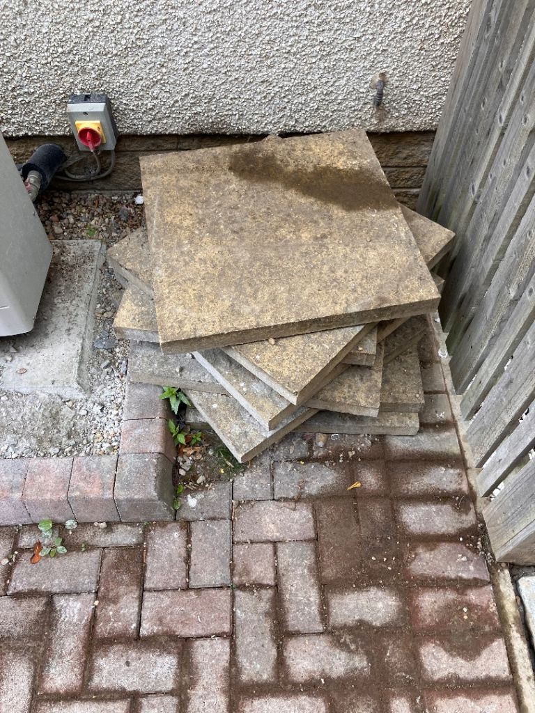 8 Buff concrete slabs 600x600x50 mm