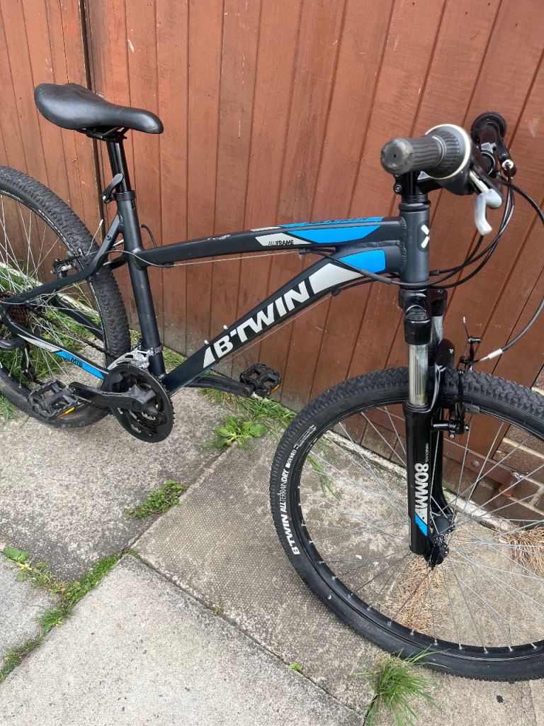 Btwin   Teens rock rider mountain bike serviced (for a 5ft5 person 