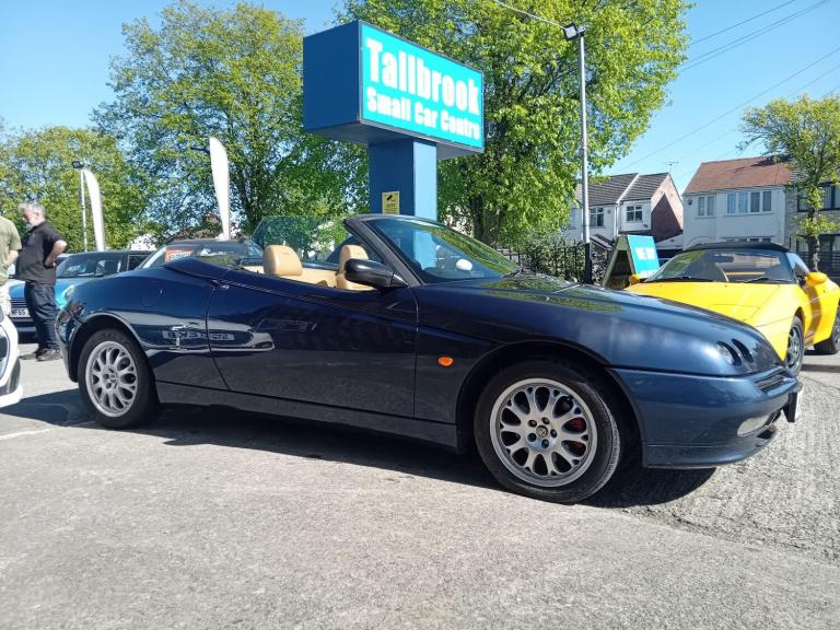 2000 Alfa Romeo Spider 2.0 TS 16V Lusso 2dr CONVERTIBLE PETROL Manual
