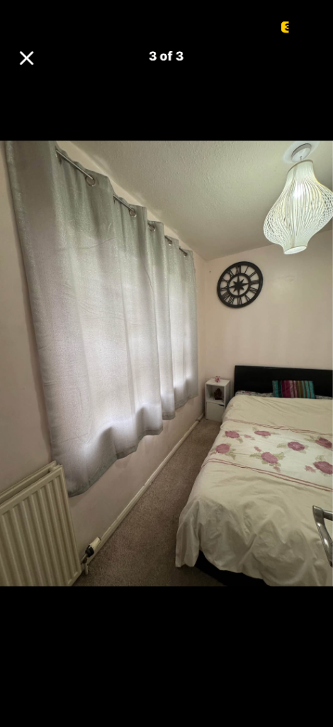 Double room available 