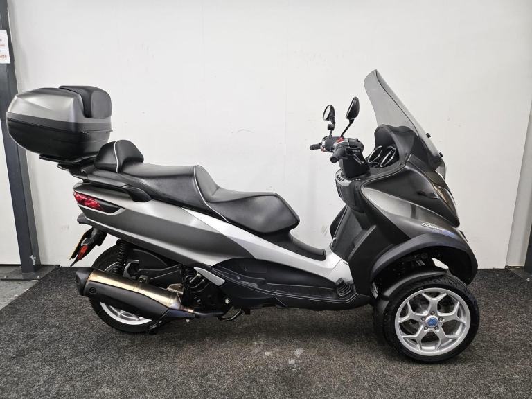 PIAGGIO MP3 500 LT BUSINESS ** ONE OWNER - LOW MILEAGE - 12 MONTH MOT **